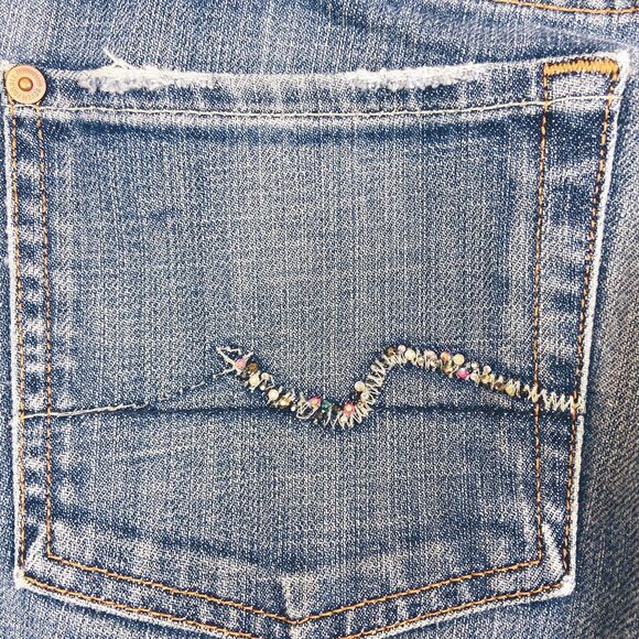 7 for All Mankind Distressed Rhinestone Detail Bootcut Jeans Women's Size 29 - Picture 5 of 11